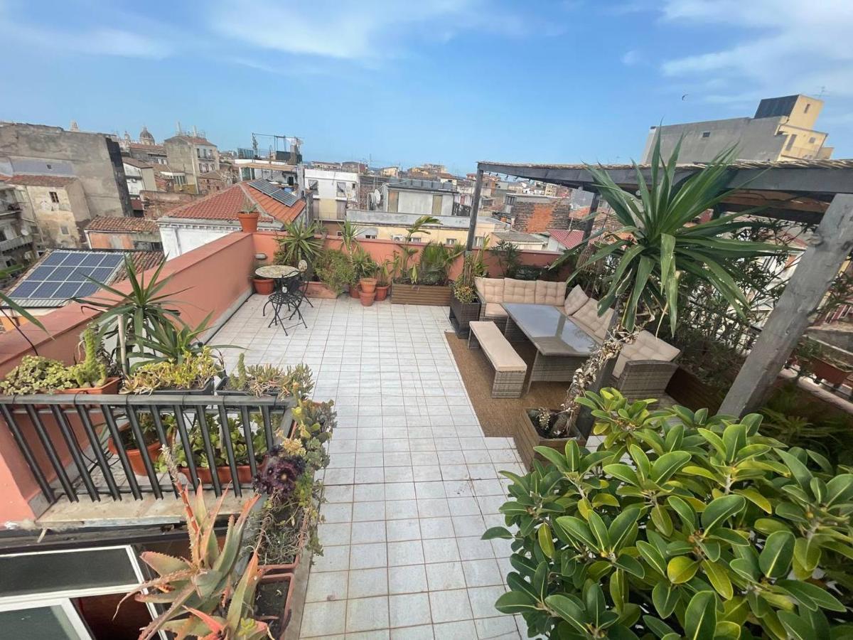 Follow The Sun Catania - Rooftop Terrace Catânia Exterior foto