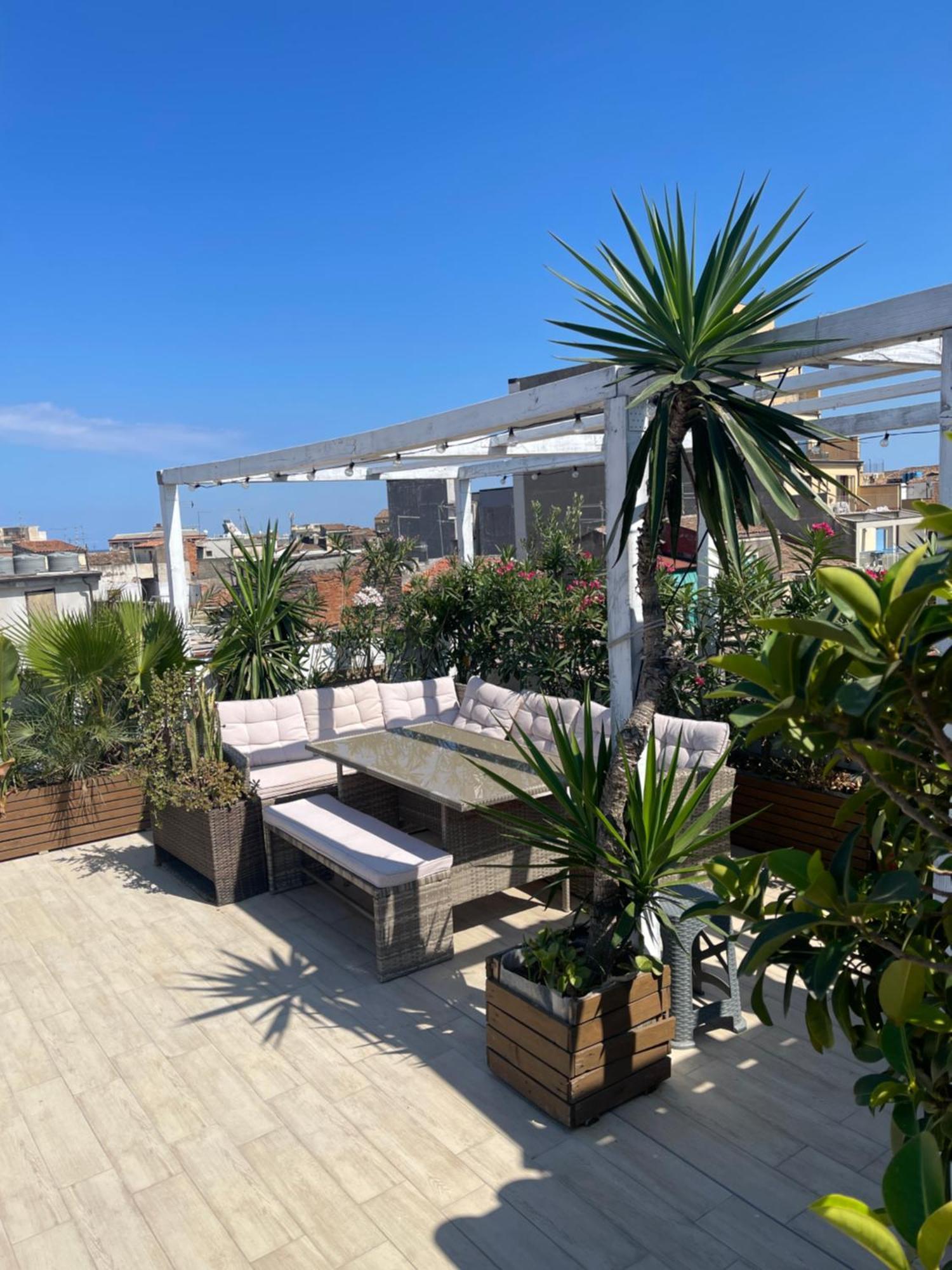 Follow The Sun Catania - Rooftop Terrace Catânia Exterior foto